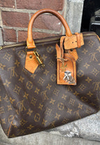 Louis Vuitton - Name tag + Poignet