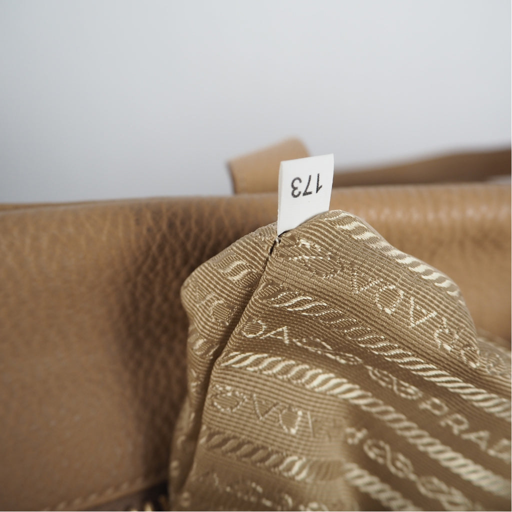 Prada - Vitello Daino