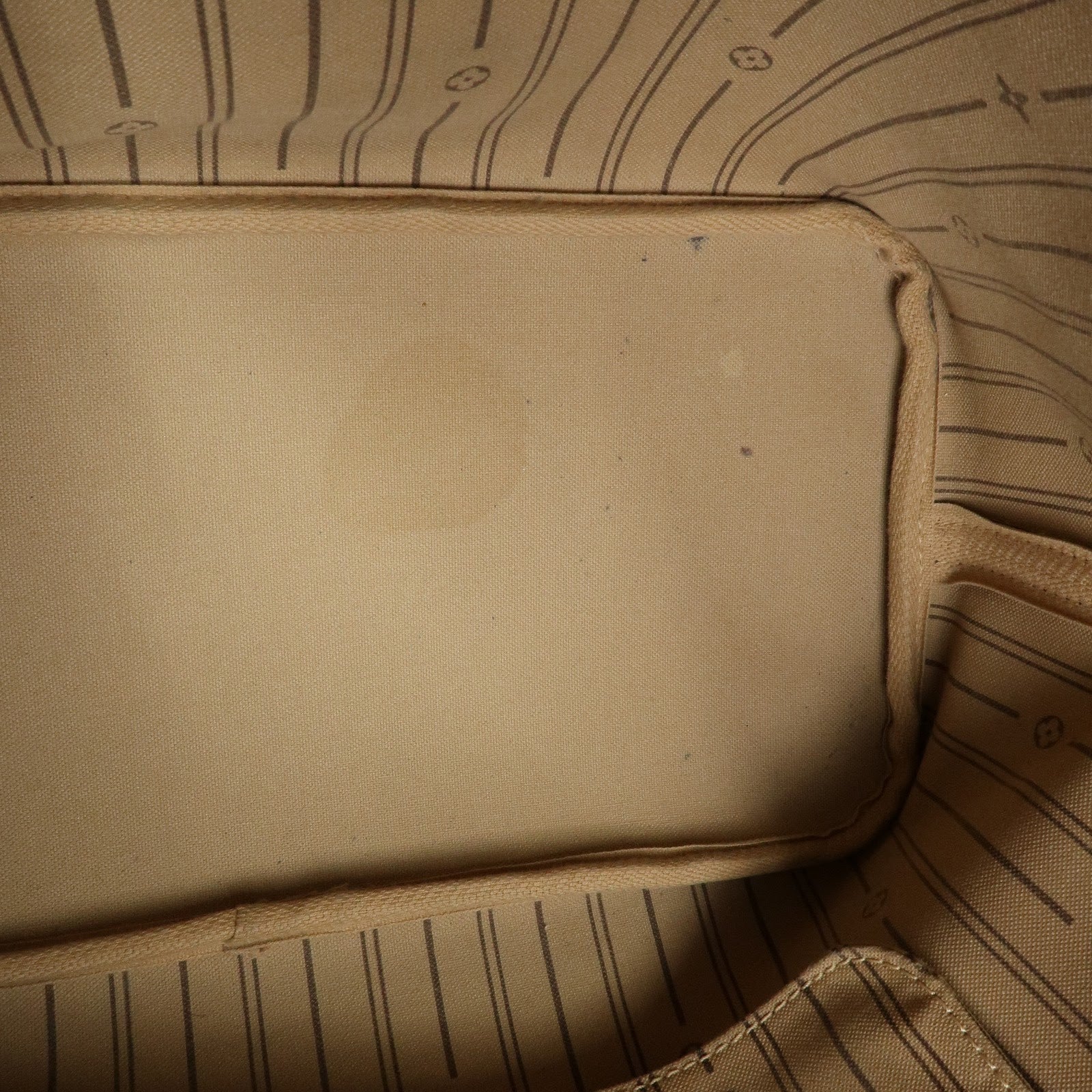 Louis Vuitton - Neverfull MM