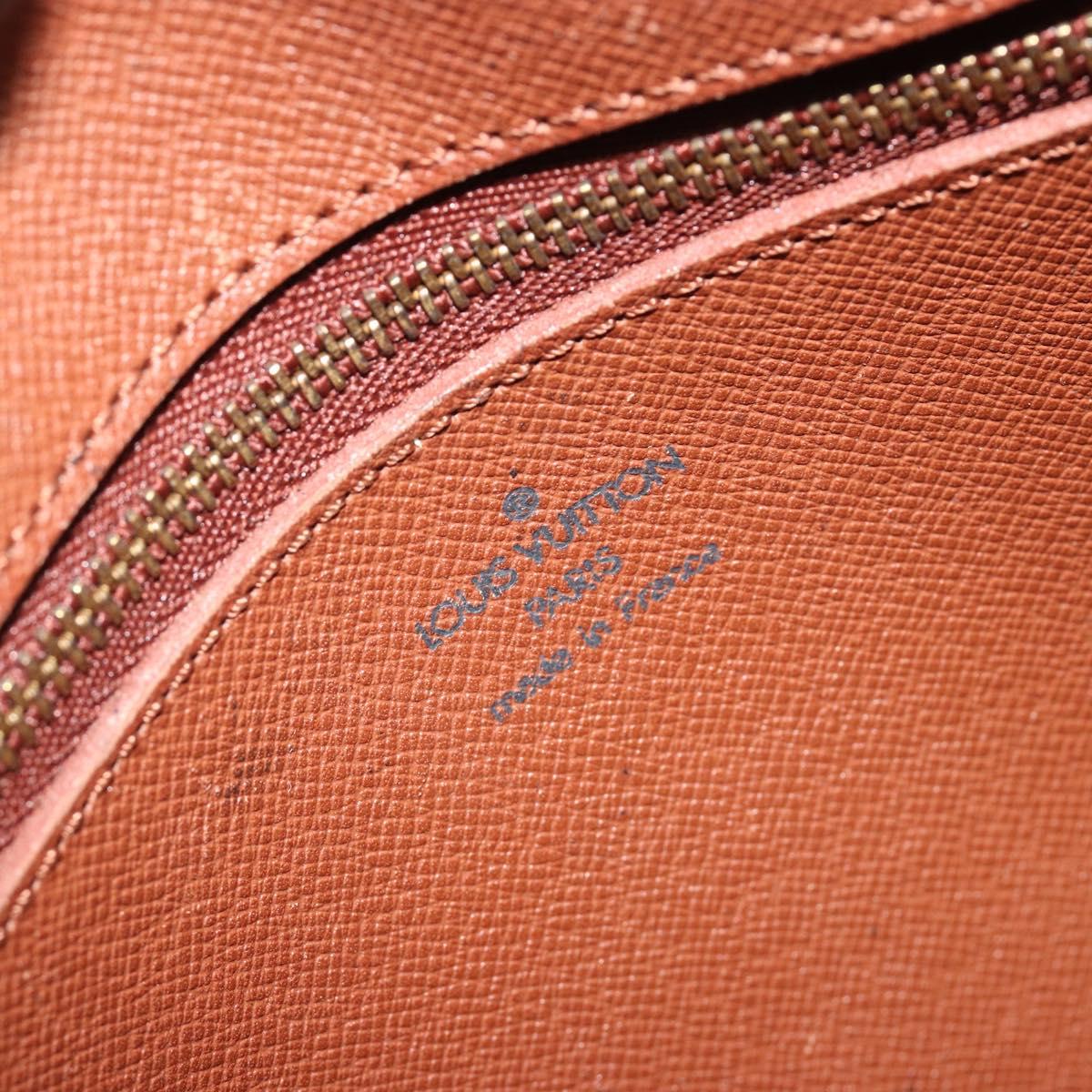 Louis Vuitton - Jeune fille MM