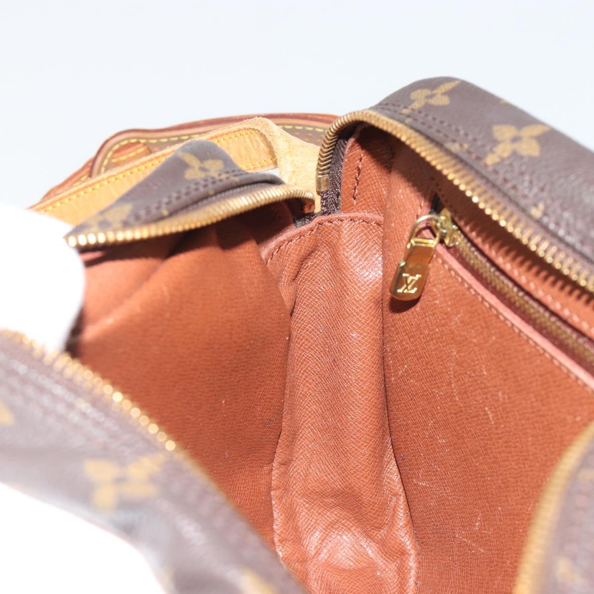 Louis Vuitton - Jeune fille MM