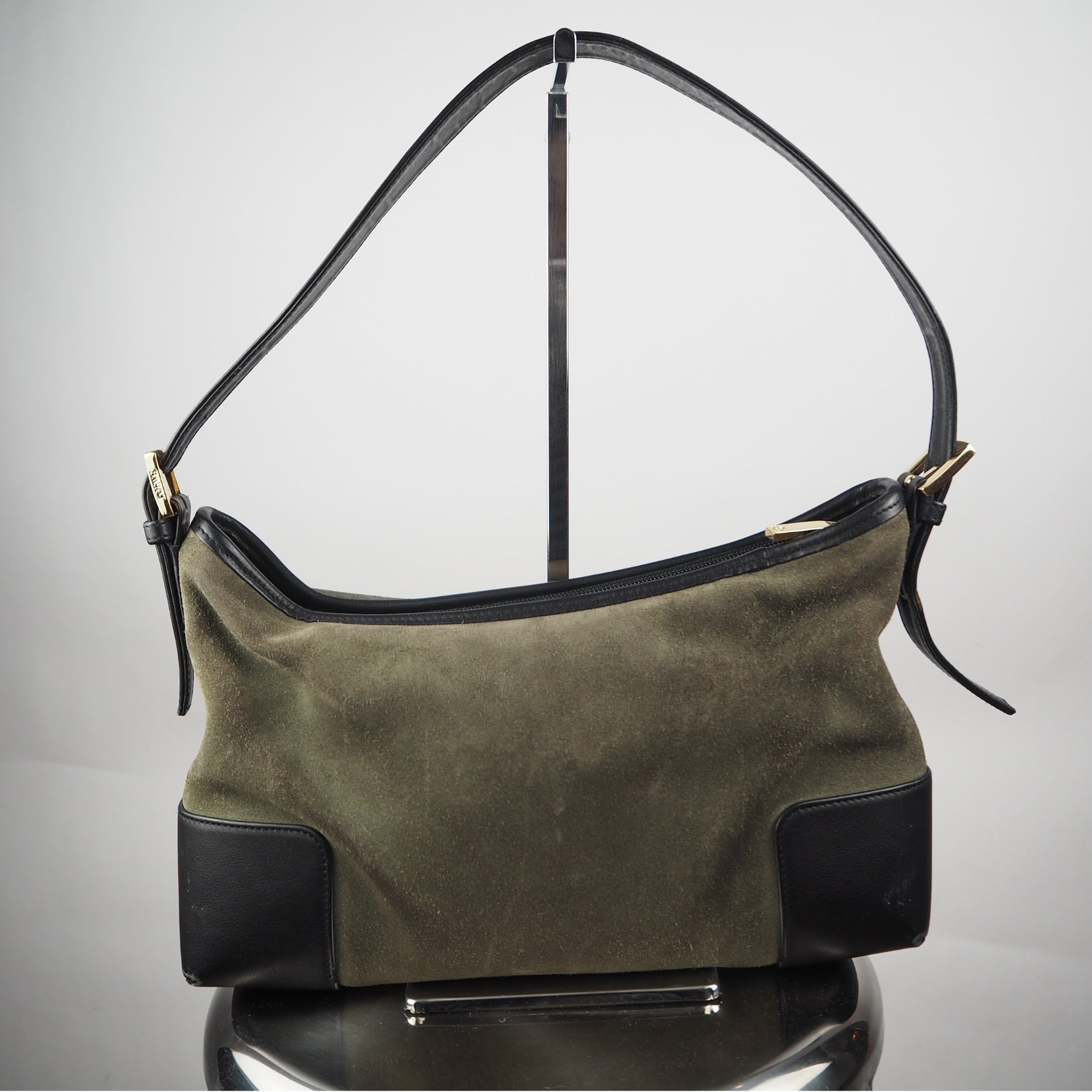 Loewe- Anagram Suede