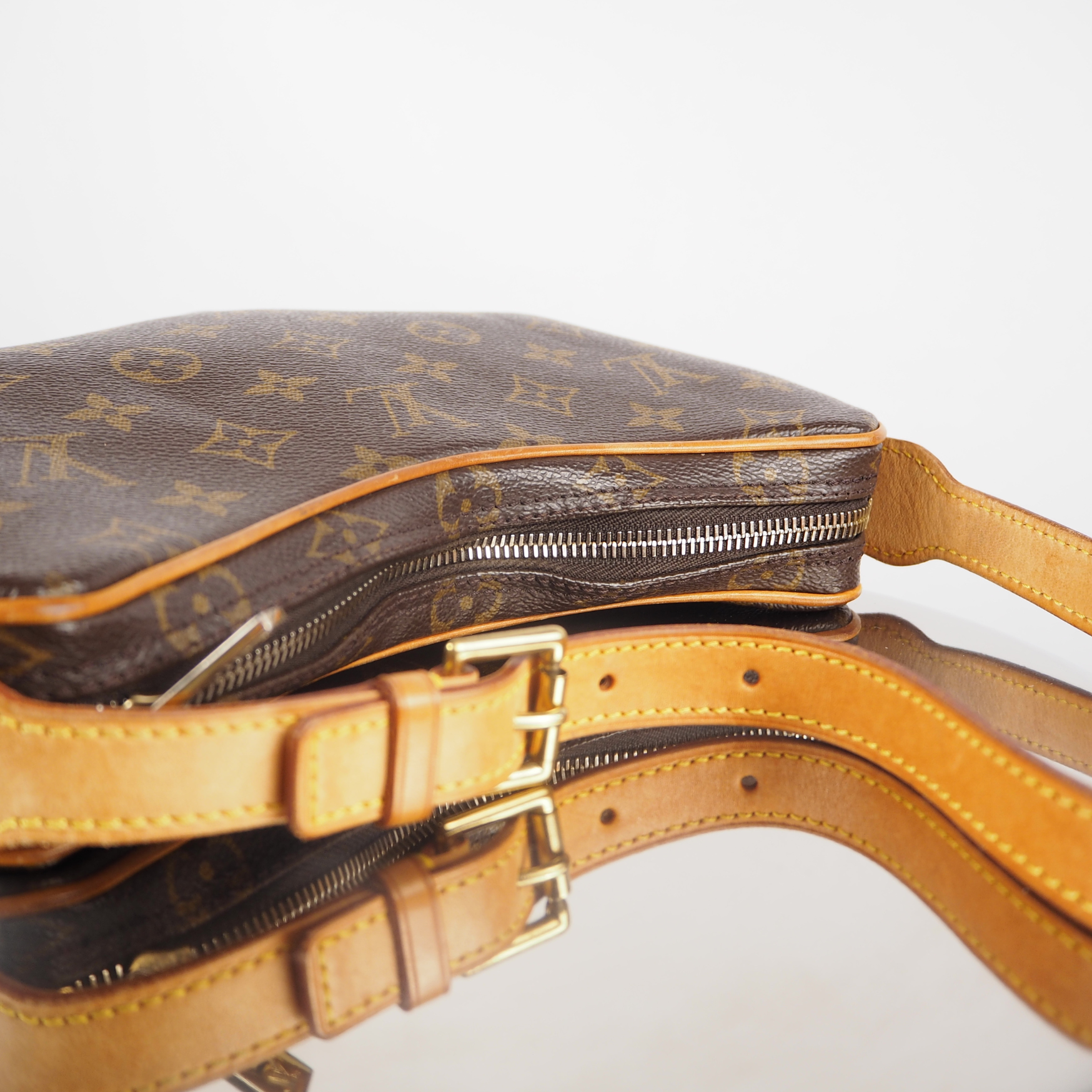 Louis Vuitton - Croissant pm