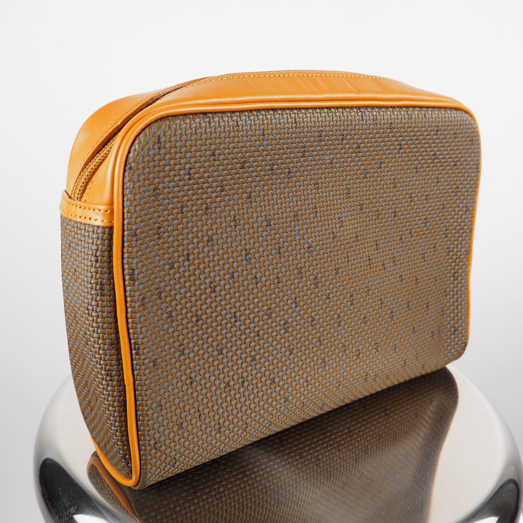 Yves Saint Laurent - Clutch