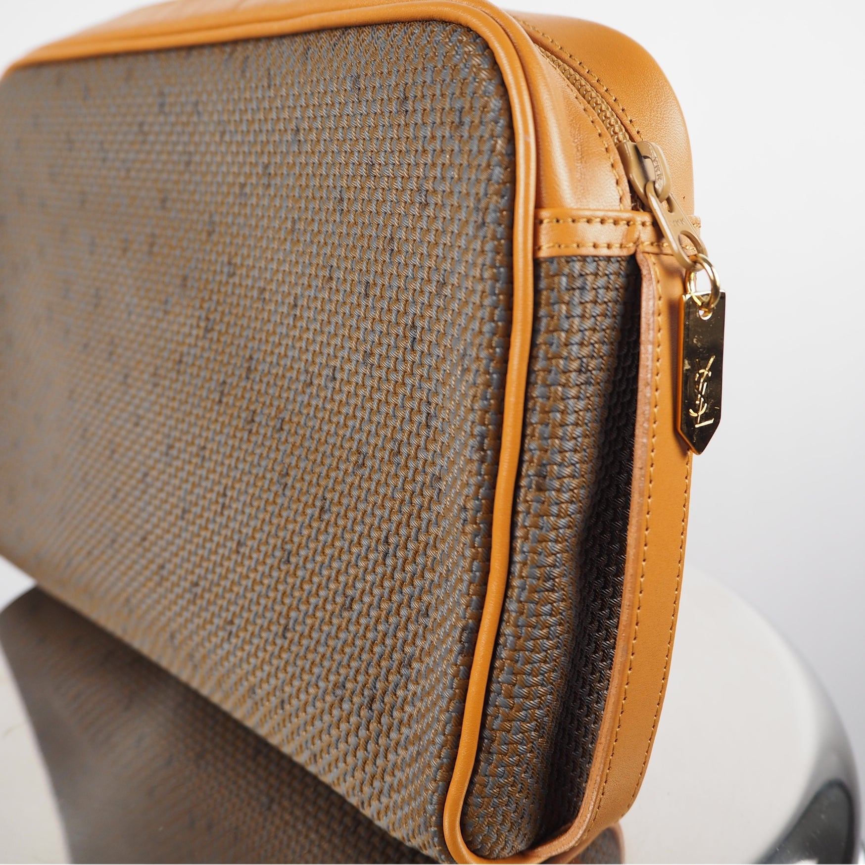 Yves Saint Laurent - Clutch