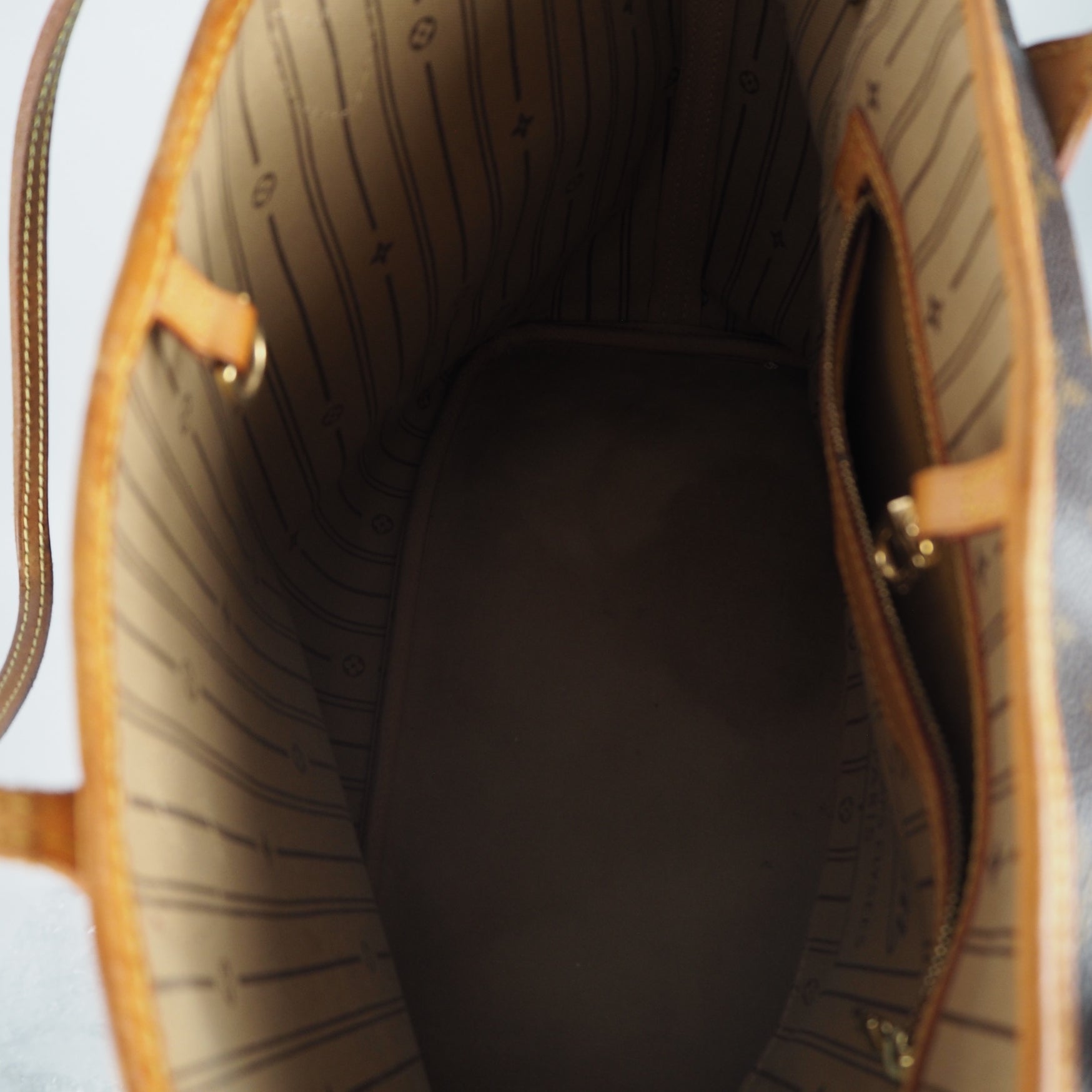 Louis Vuitton - Neverfull MM