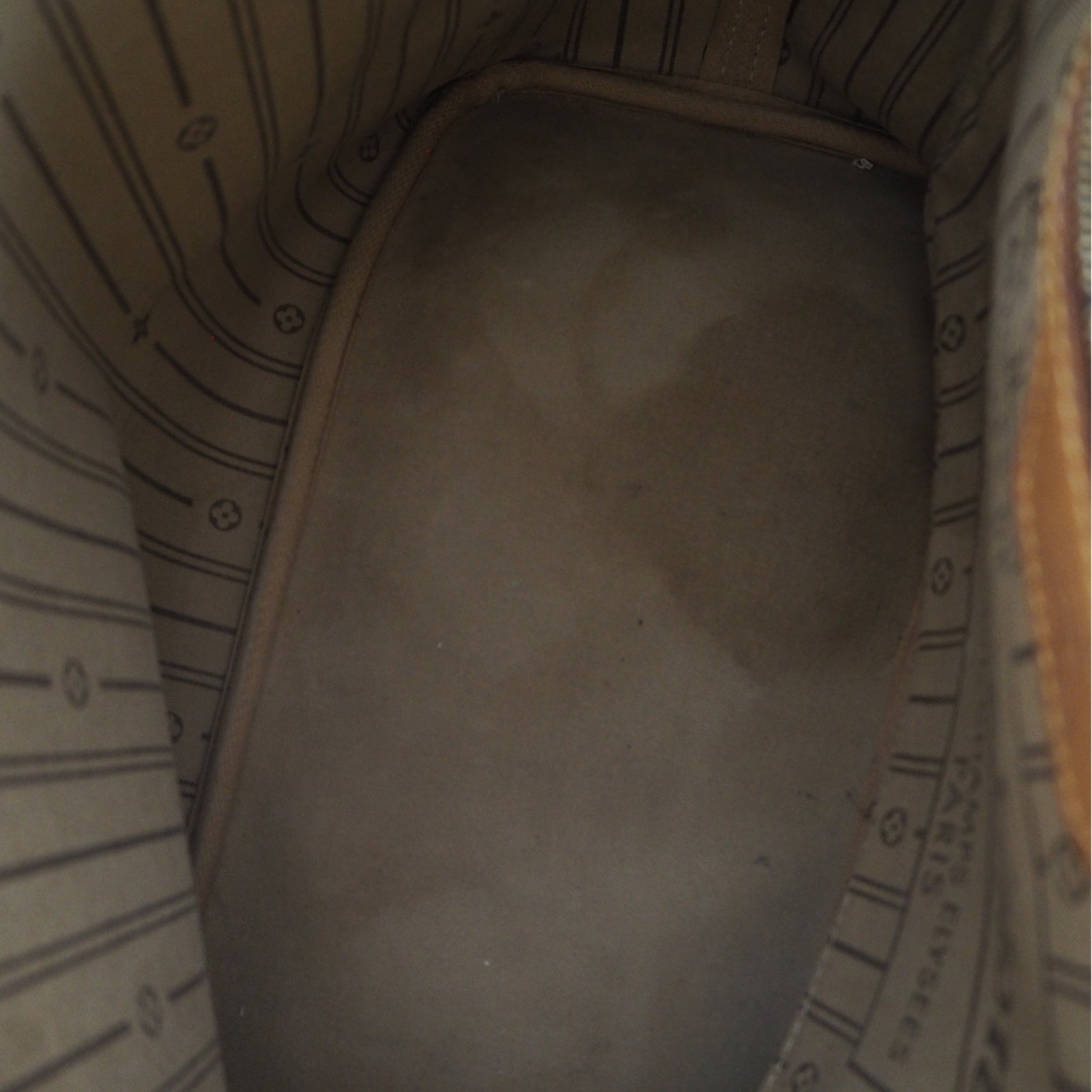 Louis Vuitton - Neverfull MM