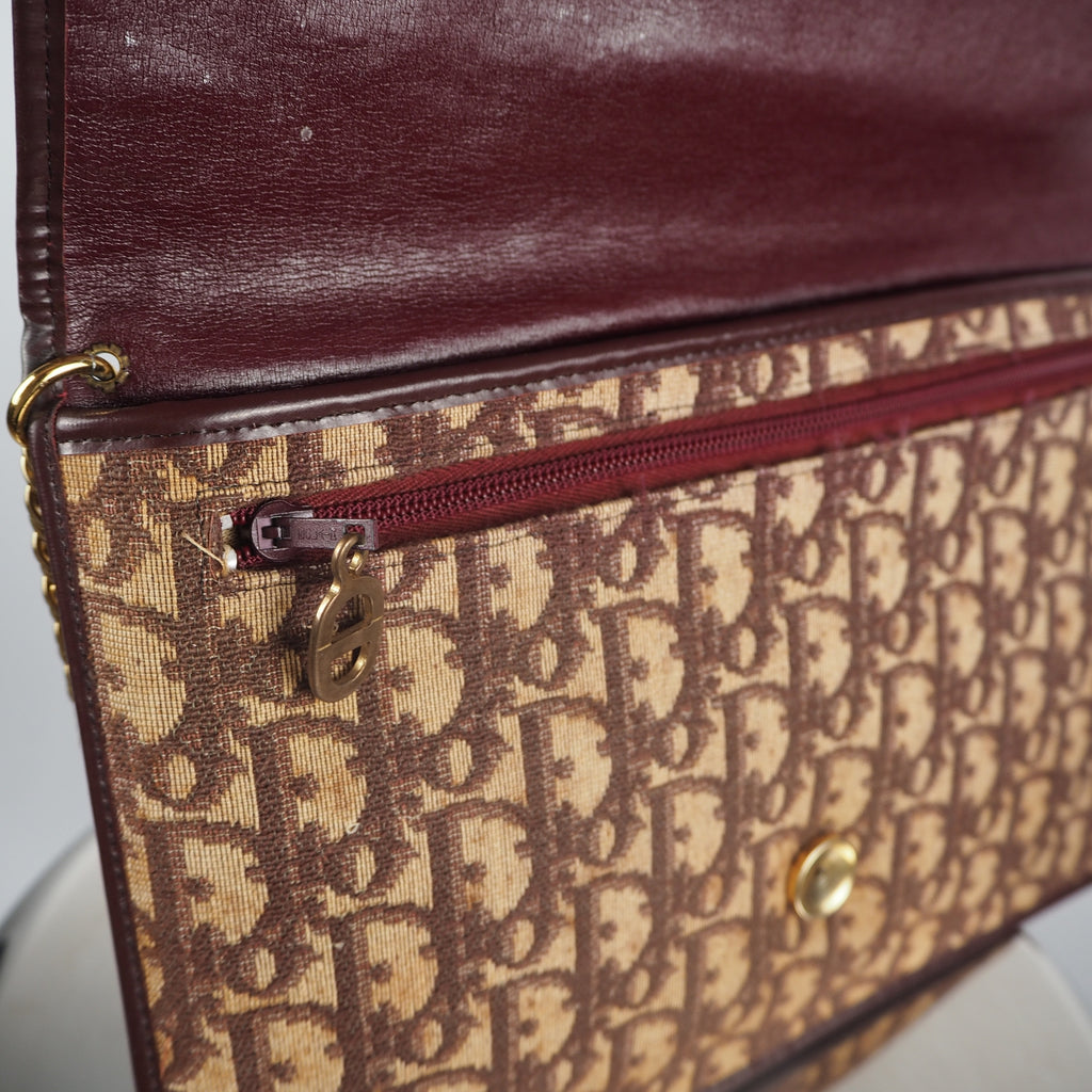 Dior - Chain Clutch