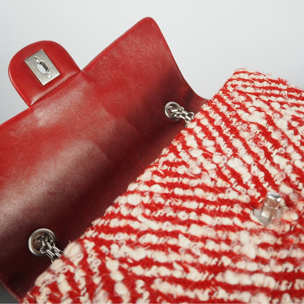 Chanel - Tweed Red