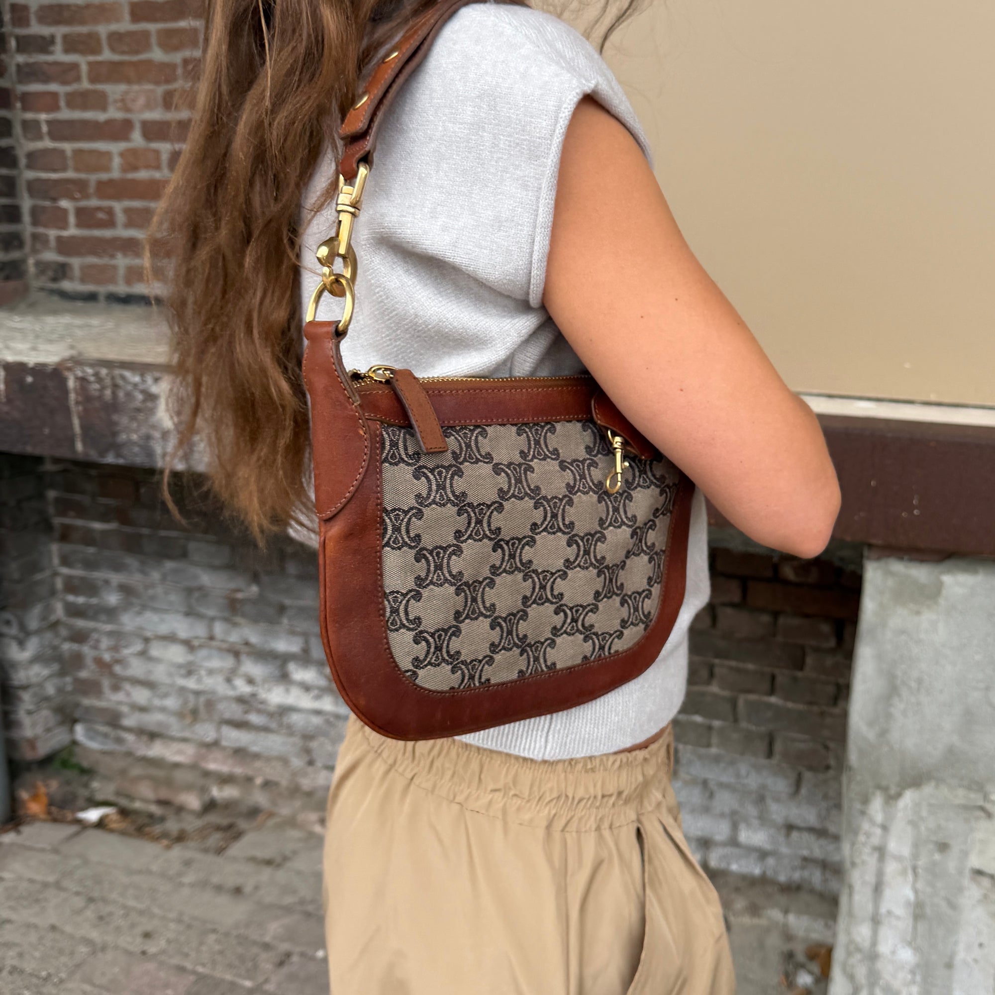 Celine - Triomphe Shoulder