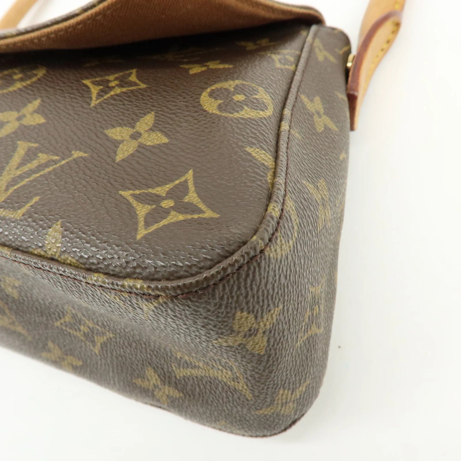 Louis Vuitton - Mini Looping