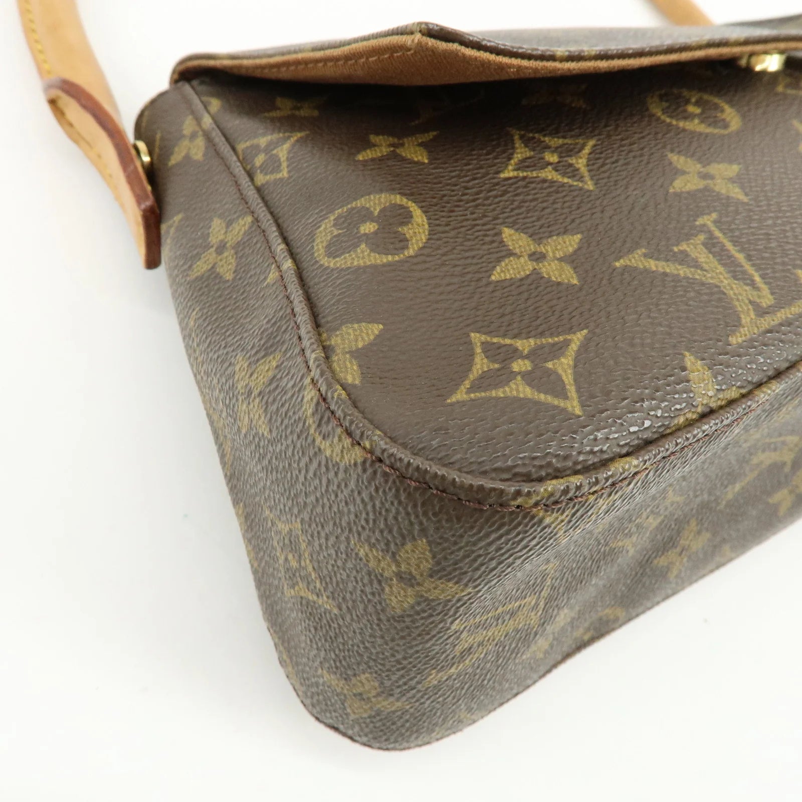 Louis Vuitton - Mini Looping