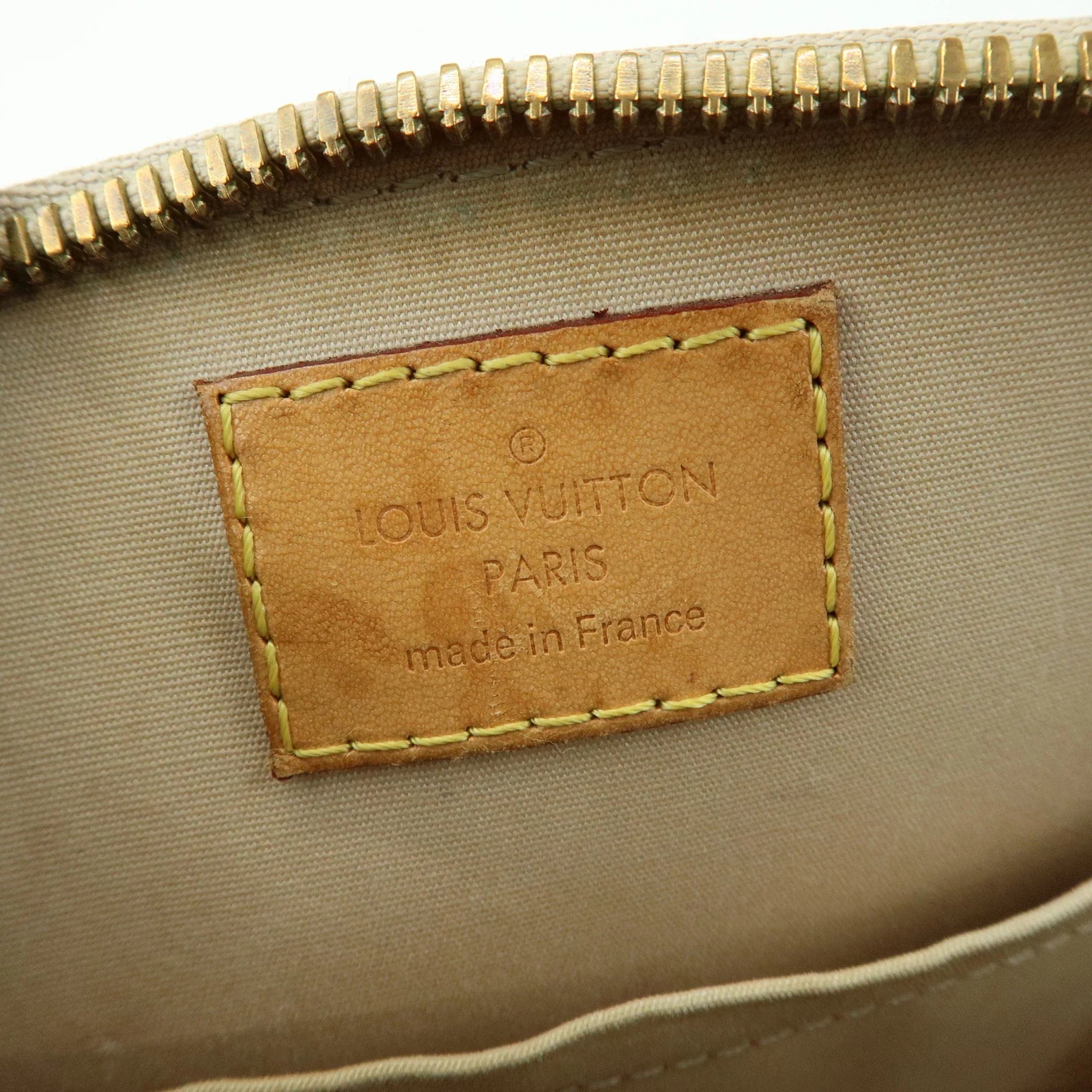 Louis Vuitton - Alma vernis BB yellow 2 way