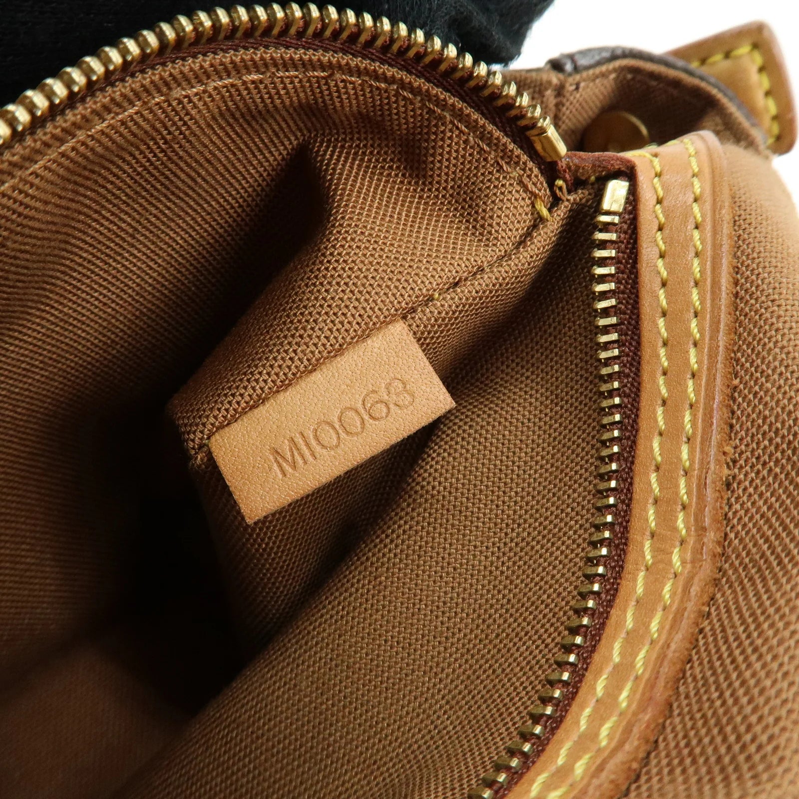 Louis Vuitton - Mini looping