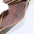 Louis Vuitton - Marly dragonne GM clutch